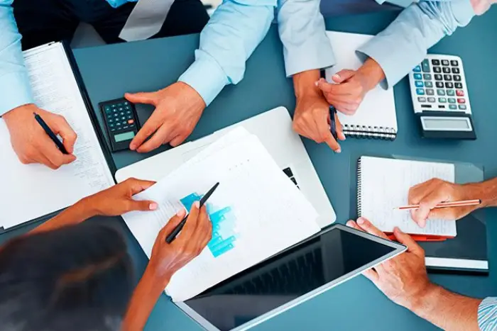 servicios de auditoría consultoría y outsourcing